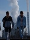 KOSOVO: Air pollution in Obiliq near Sveti Sava school 