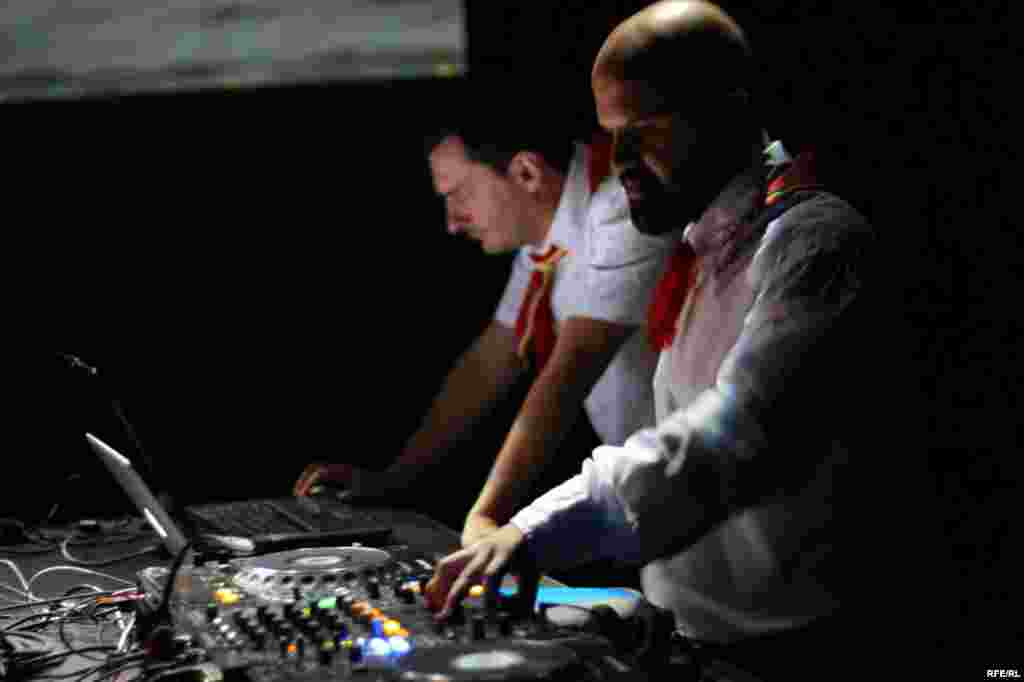 „În direct" din arhive #75