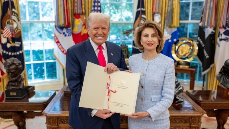 ტრამპმა ახალ ელჩ ტალიაშვილისგან მიიღო რწმუნებათა სიგელები და „ხელისუფლების გზავნილები“