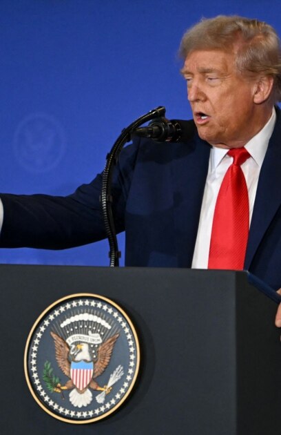 Доналд Тръмп се е обадил на украинския президент Володимир Зеленски