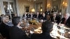  دیدار نمایندگان ایران و آمریکا در ژنو؛ «مذاکره پر حاشيه برنز با جليلی» 