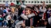 Женщины в традиционных костюмах выступают во время празднования в преддверии Международного дня коренных народов мира в Дудинке, 6 августа 2016 года. Иллюстративное фото
