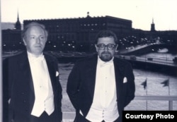 Лосев и Бродский на Нобелевской церемонии в Стокгольме