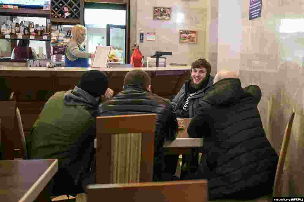 Чеченские беженцы в Бресте