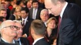 Встреча Владимира Путина с доверенными лицами. Слева – Никита Михалков, президент Московского кинофестиваля