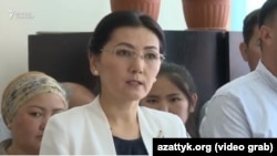 Депутат Жогорку Кенеша Аида Салянова в суде по ее делу. Бишкек, 16 июня 2017 года.