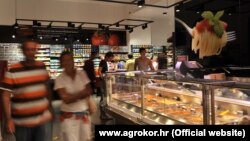 Država, kako je rečeno, neće posegnuti za novcem poreznih obveznika kako bi izvukla iz nevolje Agrokor, na fotografiji: supermarket Konzuma koji je dio Agrokor grupe