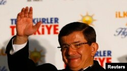 Ahmet Dawutoglu 