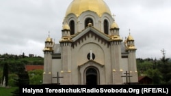 Церква Успення Пресвятої Богородиці у селищі Славське