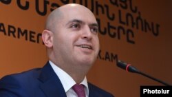 Armenia - A deputy chairman of the Republican Party of Armenia, Armen Ashotian, speaks at a news conerence in Yerevan, 27Feb2017.