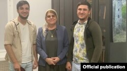 Аюб и Асхаб Вахараговы и Хеда Саратова