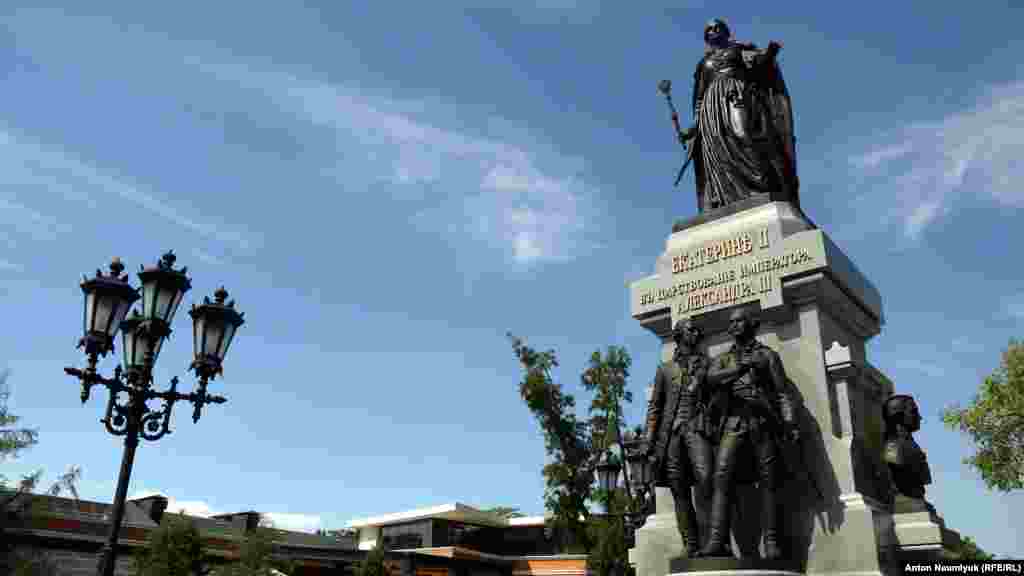 У Сімферополі відкрили пам&#39;ятник Катерині II, 19 серпня 2016 року