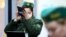 La un punct de control al frontierei din Belarus de la granița cu Lituania (imagine de arhivă)