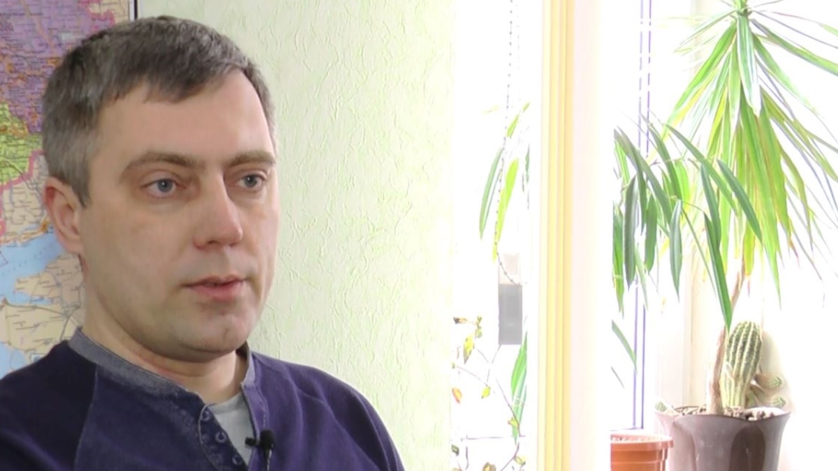 Олех Батурин е един от журналистите, заловени и измъчвани от