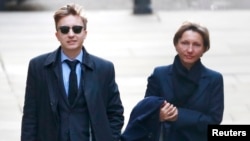 Марина Литвиненко и ее сын Анатолий, 2 февраля 2015 года, Лондон