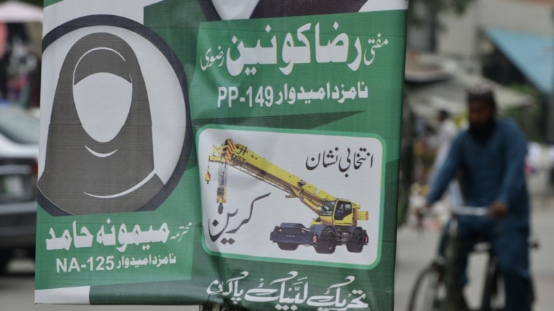 Пакистан- кандидат за пратеник убиен во бомбашки напад