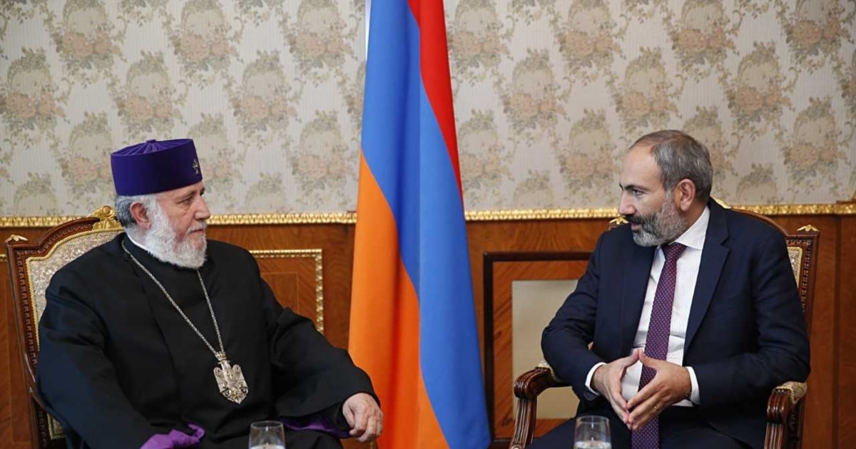 ფაშინიანმა გუნდის წევრებს უთხრა, რომ ეკლესია რუსეთისგან იღებს ბრძანებებს - სომხური მედია
