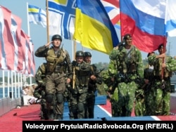 На первом совместном праздновании Дня ВМФ Украины и России в Севастополе, 29 июля 2012 года. Архивное фото