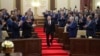 Сложивший с себя полномочия президента Нурсултан Назарбаев на церемонии присяги вступающего в должность президента бывшего спикера сената Касым-Жомарта Токаева. Астана, 20 марта 2019 года.