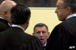 Gotovina dhe ekipi i tij i mbrojtjes. Hagë, 2011.