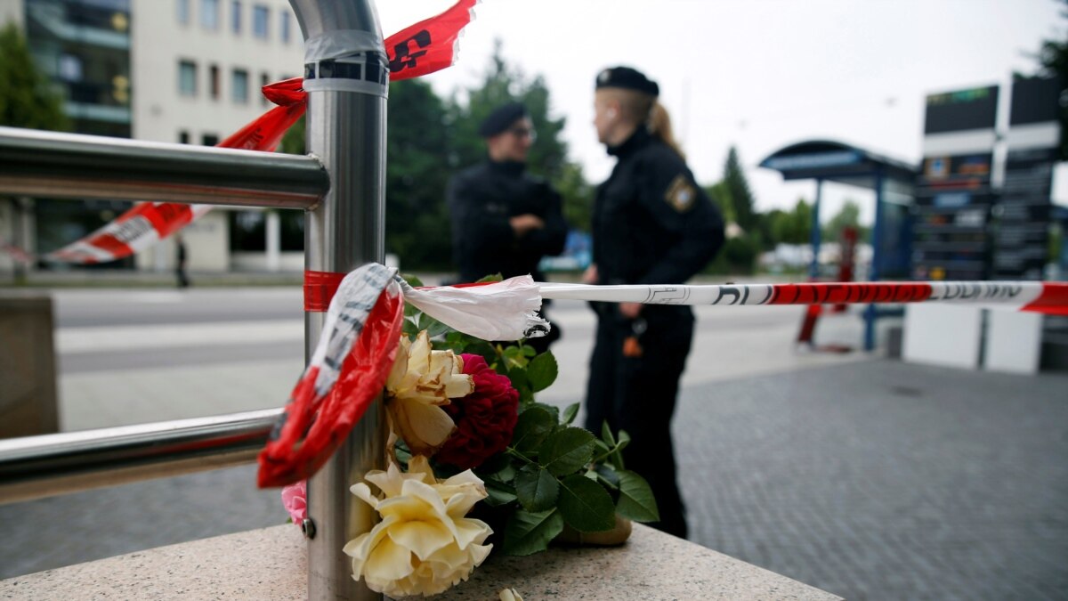 Полиция Германии не нашла связи стрелявшего в Мюнхене с исламистами