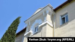 Сохранившиеся архитектурные украшения