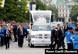 Papa Francisc a fost primit la Iași de circa 150.000 de pelerini.