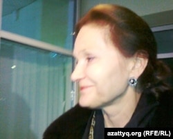 Мұхтар Жәкішевтің адвокаты Паллада Тепсаева. Астана, 15 қараша 2011 жыл.