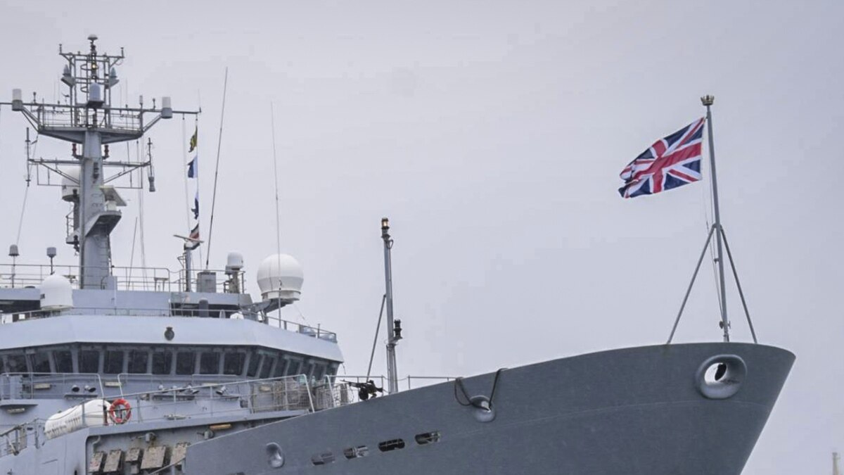 Британський патрульний корабель увійшов у Чорне море