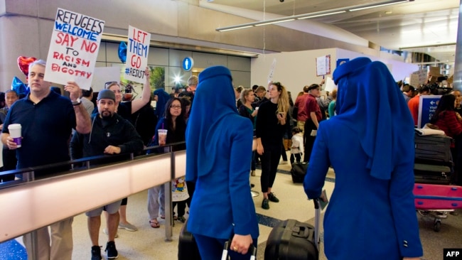 Protest zbog Trumpove uredbe na aerodoromu u Los Anđelesu, 29. januar, 2017.