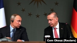 Vladimir Putin și Tayyip Erdogan la Istanbul, octombrie 2018