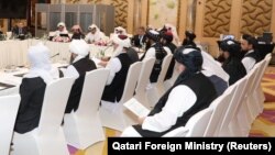 آرشیف، نمایندههای طالبان در نشست قطر