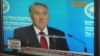 Назарбаев отказался от референдума в пользу досрочных выборов 