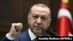 Реджеп Ердоган (на фото) заявив про затримання однієї з чотирьох дружин аль-Багдаді