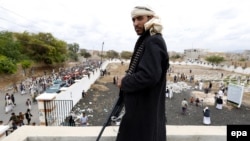 Йемен астанасы Сана қаласындағы көтерілісші хуситтер өкілі. 