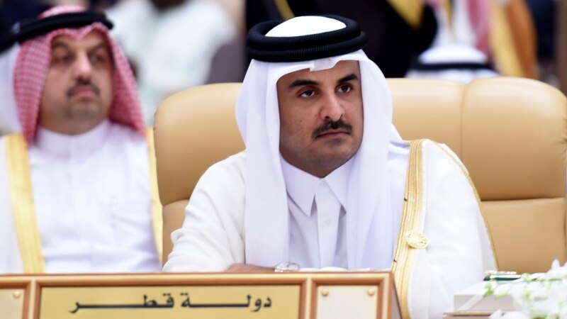 Katar Saud Arabystanynyň, boýkota garamazdan, ony regional sammite çagyrandygyny aýdýar