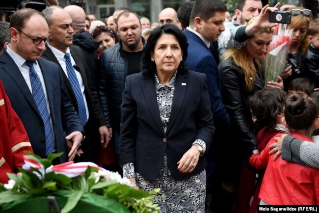 Саломе Зурабишвили в центре Тбилиси, 9 апреля 2019 года