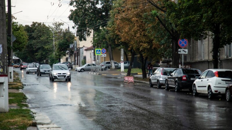 В Крыму прогнозируют ливни, грозы и град 