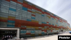 Armenia -- The new flight terminal of Yerevan's Zvartnots international airport constructed by the Argentine group Corporacion America, 18May2011.