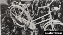 "Белый велосипед" – акция движения "Прово", Нидерланды