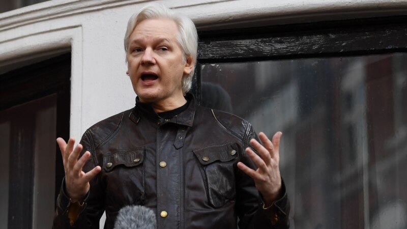 Britaniya hakimi Assange barədə həbs orderini ləğv etmədi