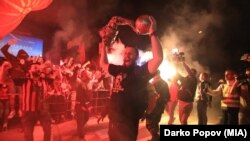 Прослава на шампионската титула на ракометниот клуб Вардар во Скопје. Стојанче Стоилов