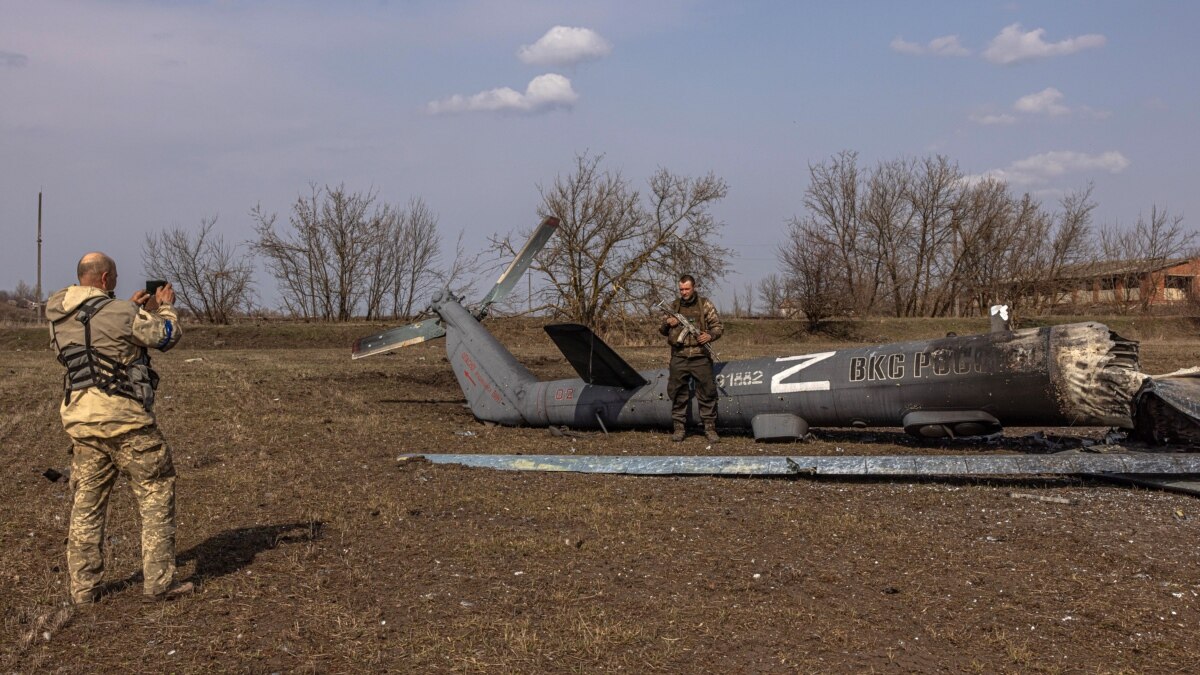 Штаб ООС про втрати військ РФ на Донбасі за день – 10 танків, 2 вертольоти, 5 артсистем