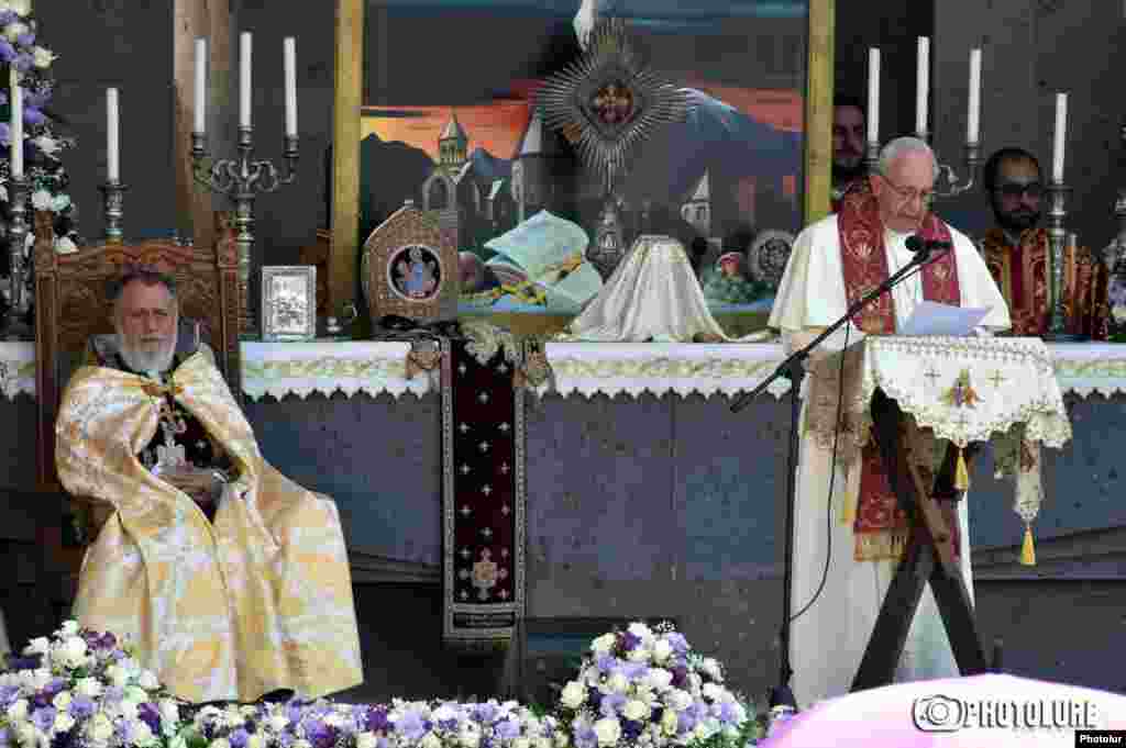 Pope Francis and Catholicos of All Armenians Karekin II, Armenia 26 June 2016