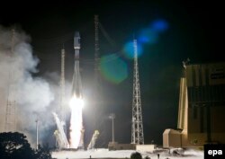 Запуск ракеты-носителя "Союз" с космодрома Куру. Сентябрь 2015 года