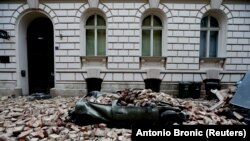Ruševine po ulici u Zagrebu nakon martovskog zemljotresa 