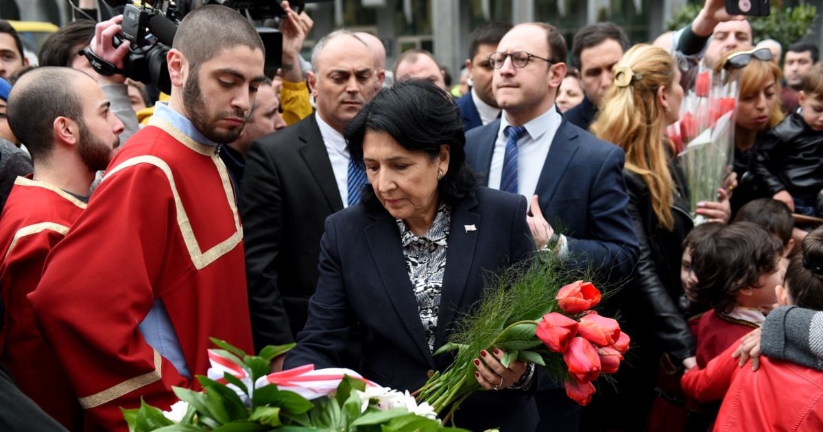 ზურაბიშვილი "ოცნებას": “რუსები” იყვნენ ის უმოწყალო ჯარისკაცები და არა “უცხო ძალა" და ამის თქმასაც ვერ ბედავთ