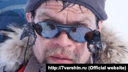Иркутянин Владислав Лачкарев во время одного из восхождений