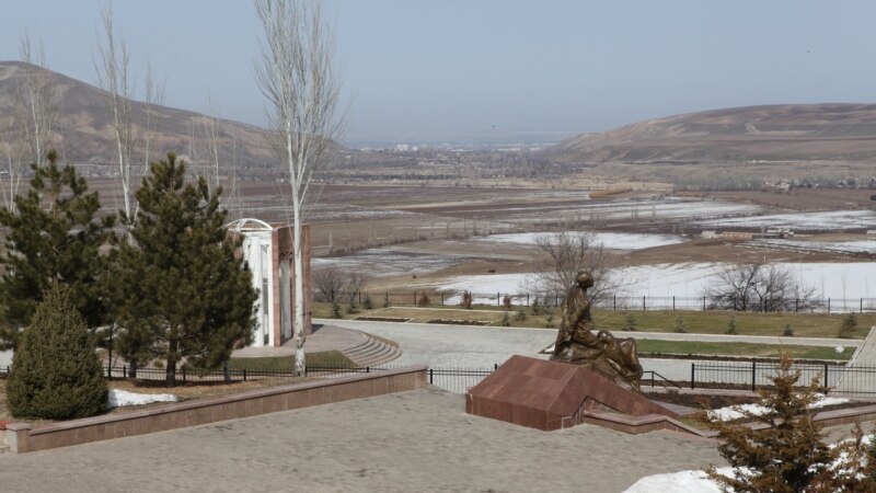 Бишкекте репрессия жана анын кесепеттери талкууланат