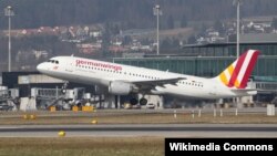 Police and aviation officials said the Airbus A320 operated by Lufthansa's Germanwings budget airline was en route from Barcelona to Dusseldorf when it crashed. (file photo)